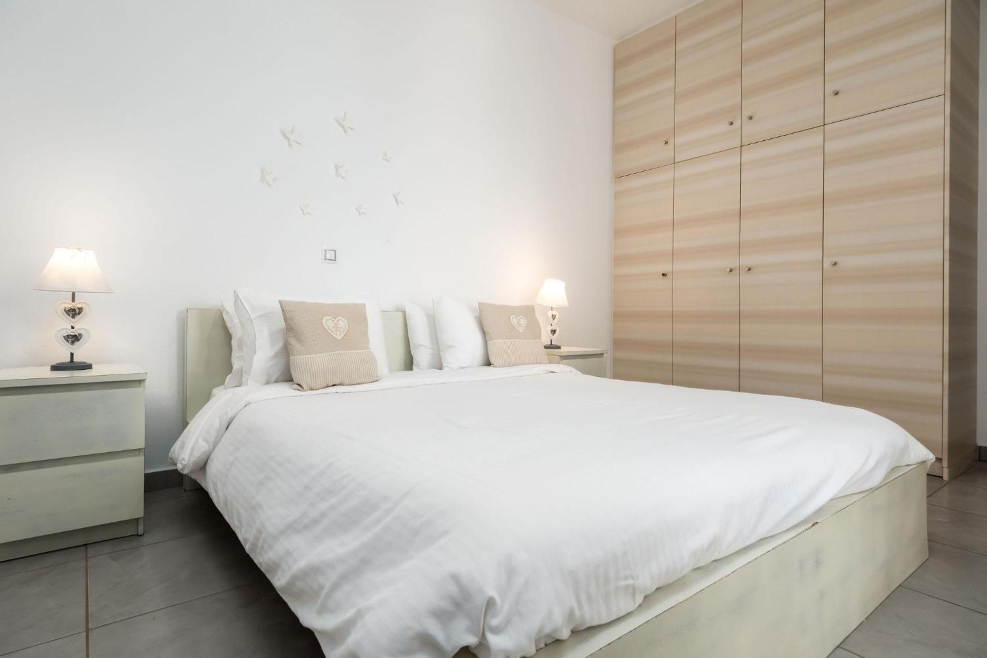 Azzurro Bianco Suites Парос Экстерьер фото